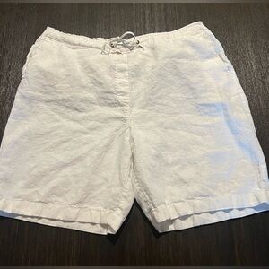 Chico’s 100% linen white shorts in like new condition size 16